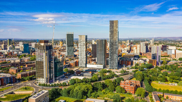 Manchester city centre is a region which offers great property growth prospects combined with a high yield.